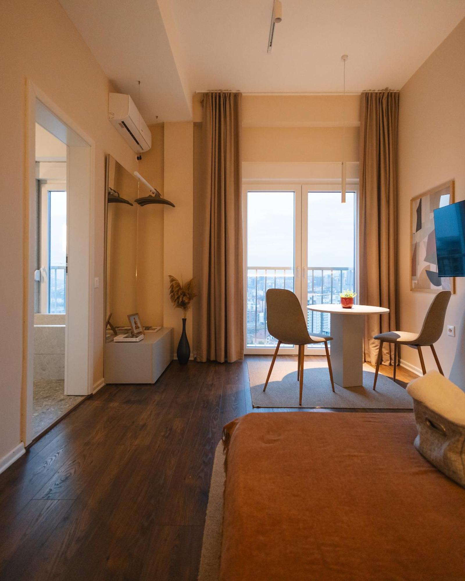 Etern Apart Hotel Pristina Buitenkant foto