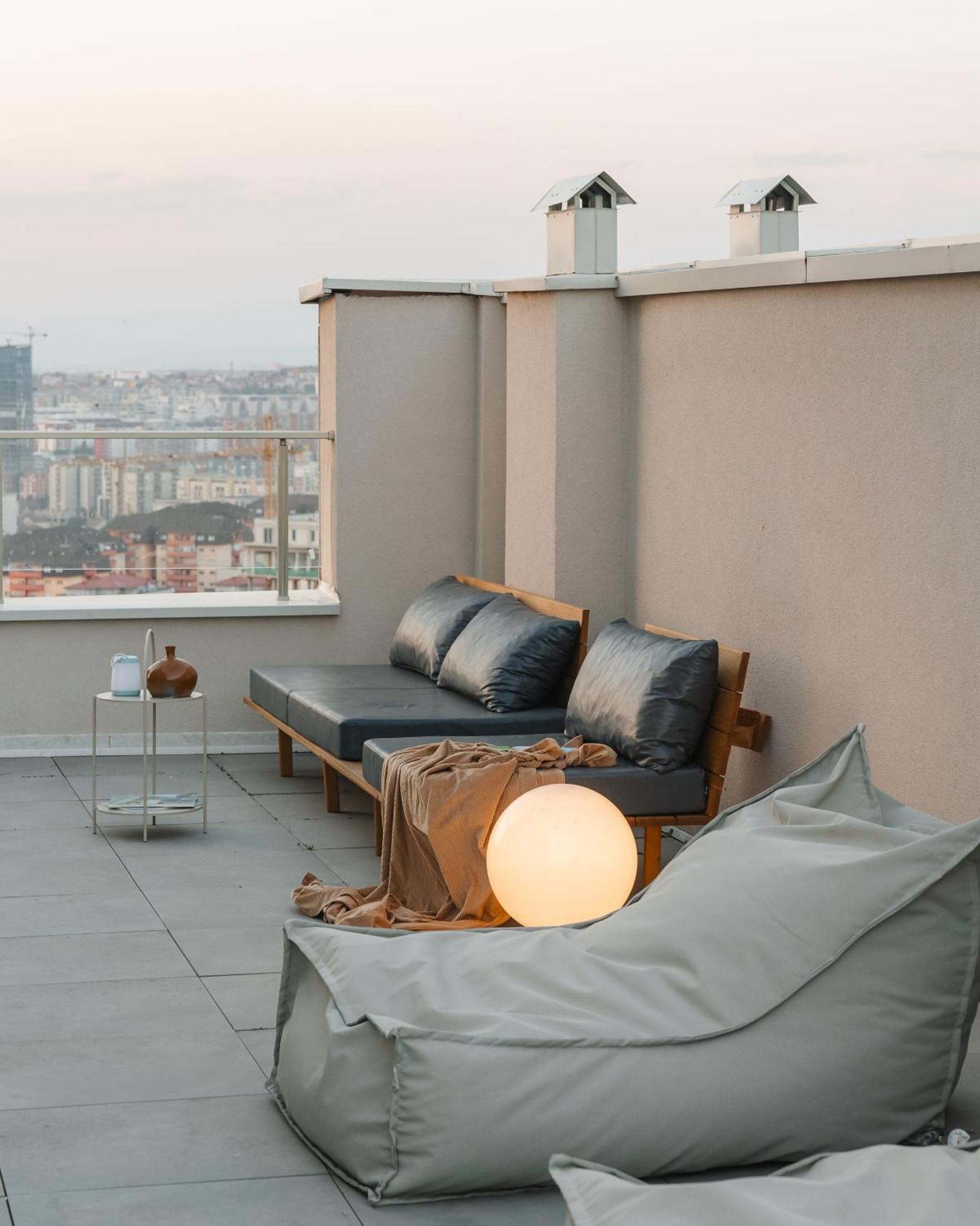 Etern Apart Hotel Pristina Buitenkant foto